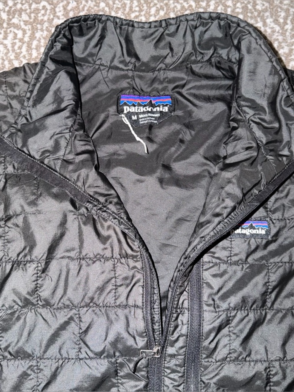 Patagonia Pull-Over - Picture 2 of 3